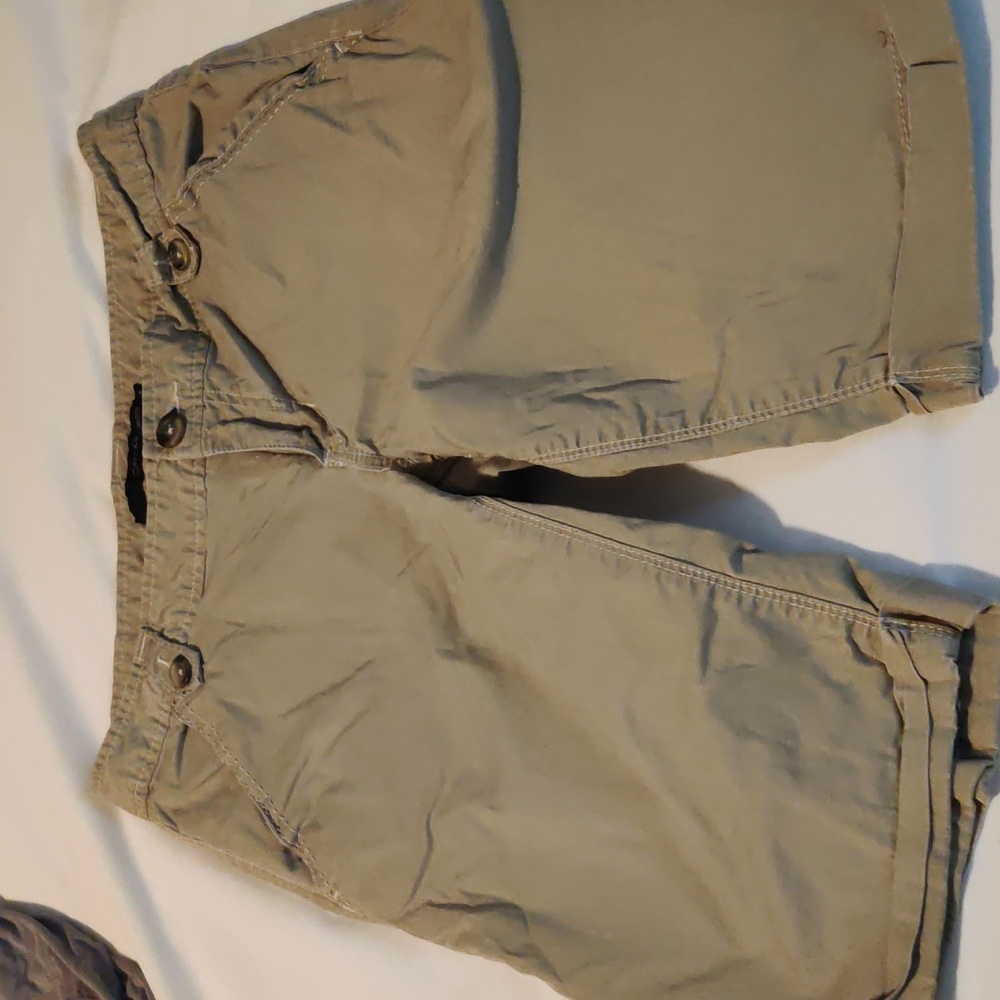 Tan cropped shorts